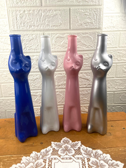 Moseland Happy Cat Cat-Shaped Riesling Bottle [Empty]