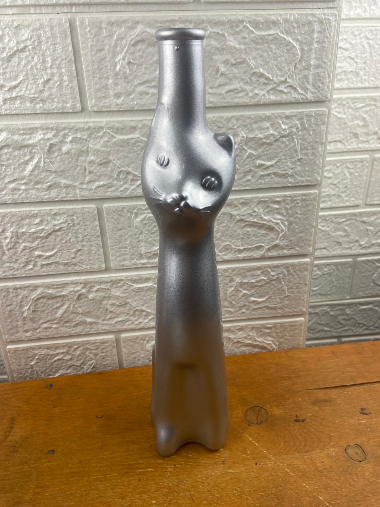 Moseland Happy Cat Cat-Shaped Riesling Bottle [Empty]
