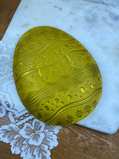 Yellow Frosted Glass Easter Egg Plate