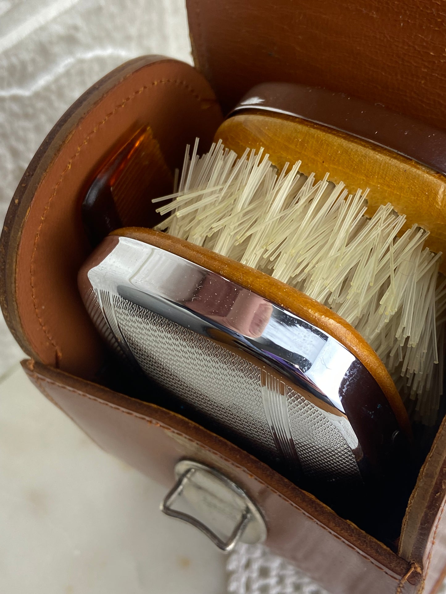 Brush & Comb Set in Leather Case