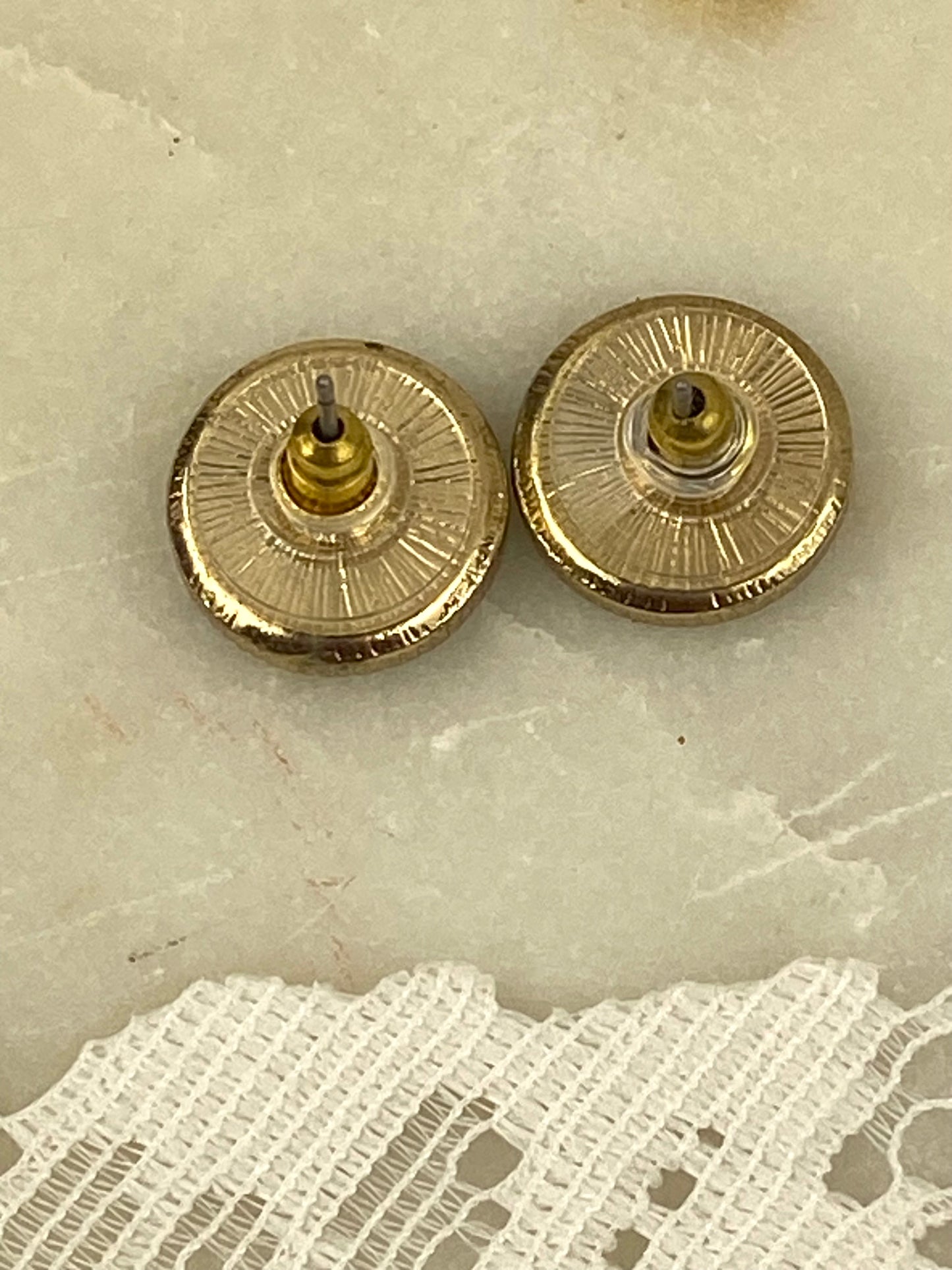 Round Blue Stone Earrings for Pierced Ears [Posts]