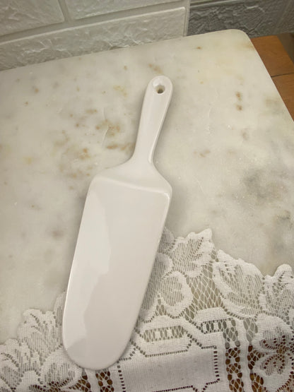 Porcelain Pie / Cake Server | Floral Design