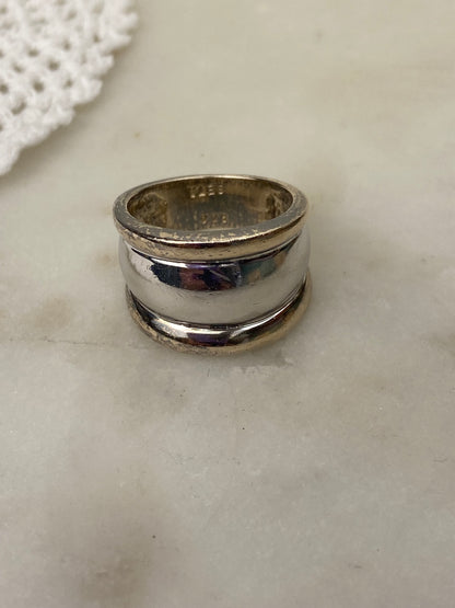 Wide Ribbed Stirling Silver Ring by SETA | 925