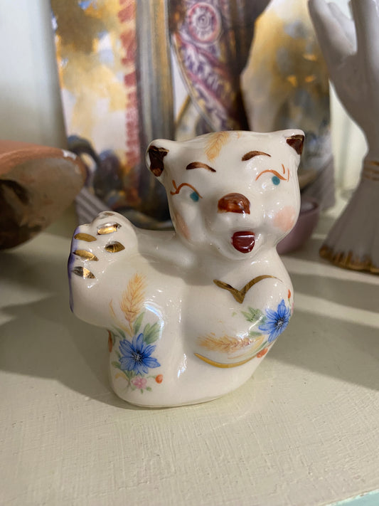 Rare Tumbling Bear by Shawnee Pottery (c.1930s-1940s)