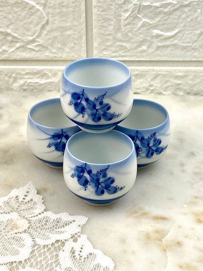 Set of 4 x Hand Painted Blue & White Porceain Teacups
