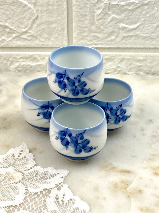 Set of 4 x Hand Painted Blue & White Porceain Teacups