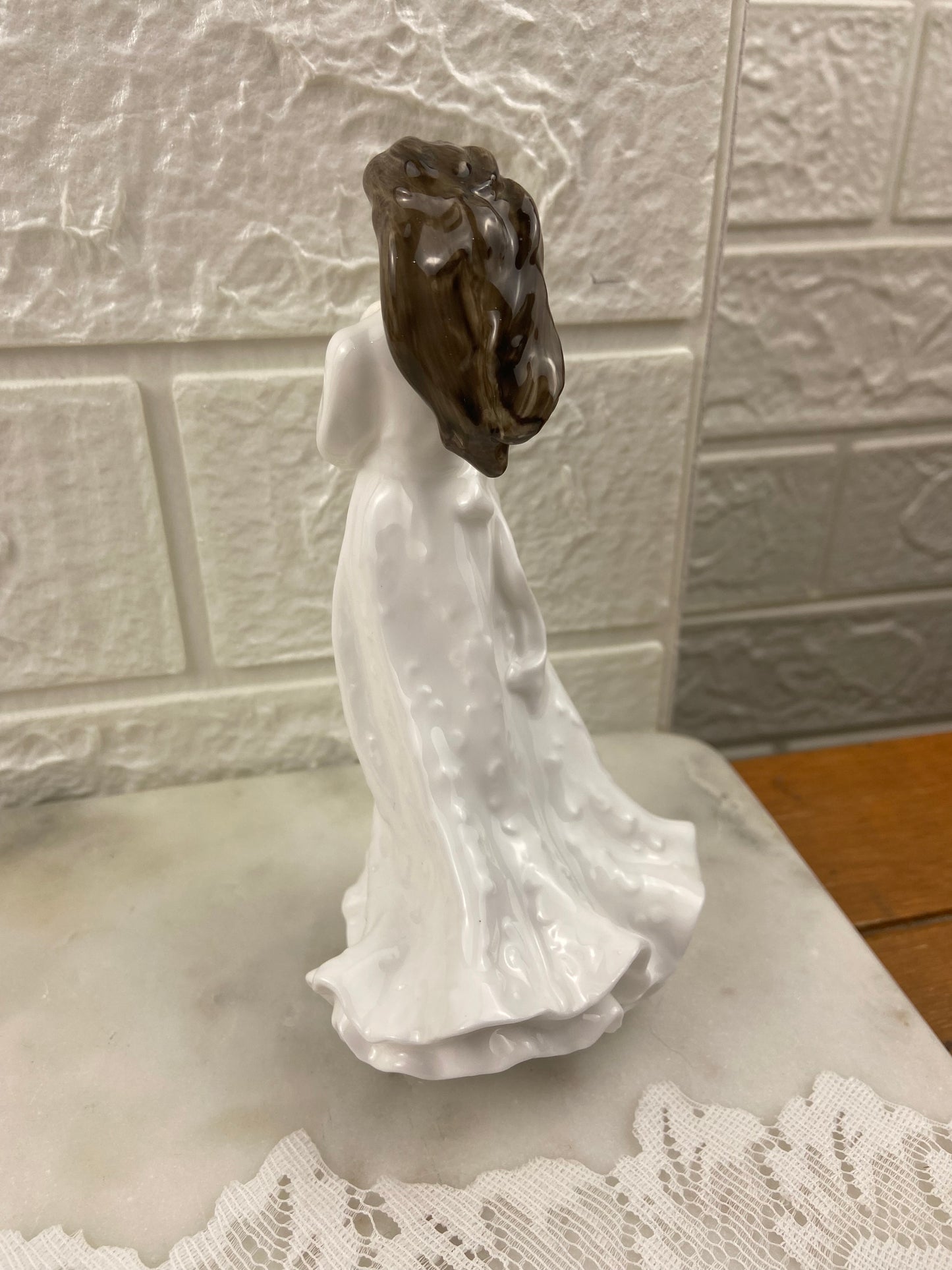 Royal Doulton Figurine | Missing You [HN4076]