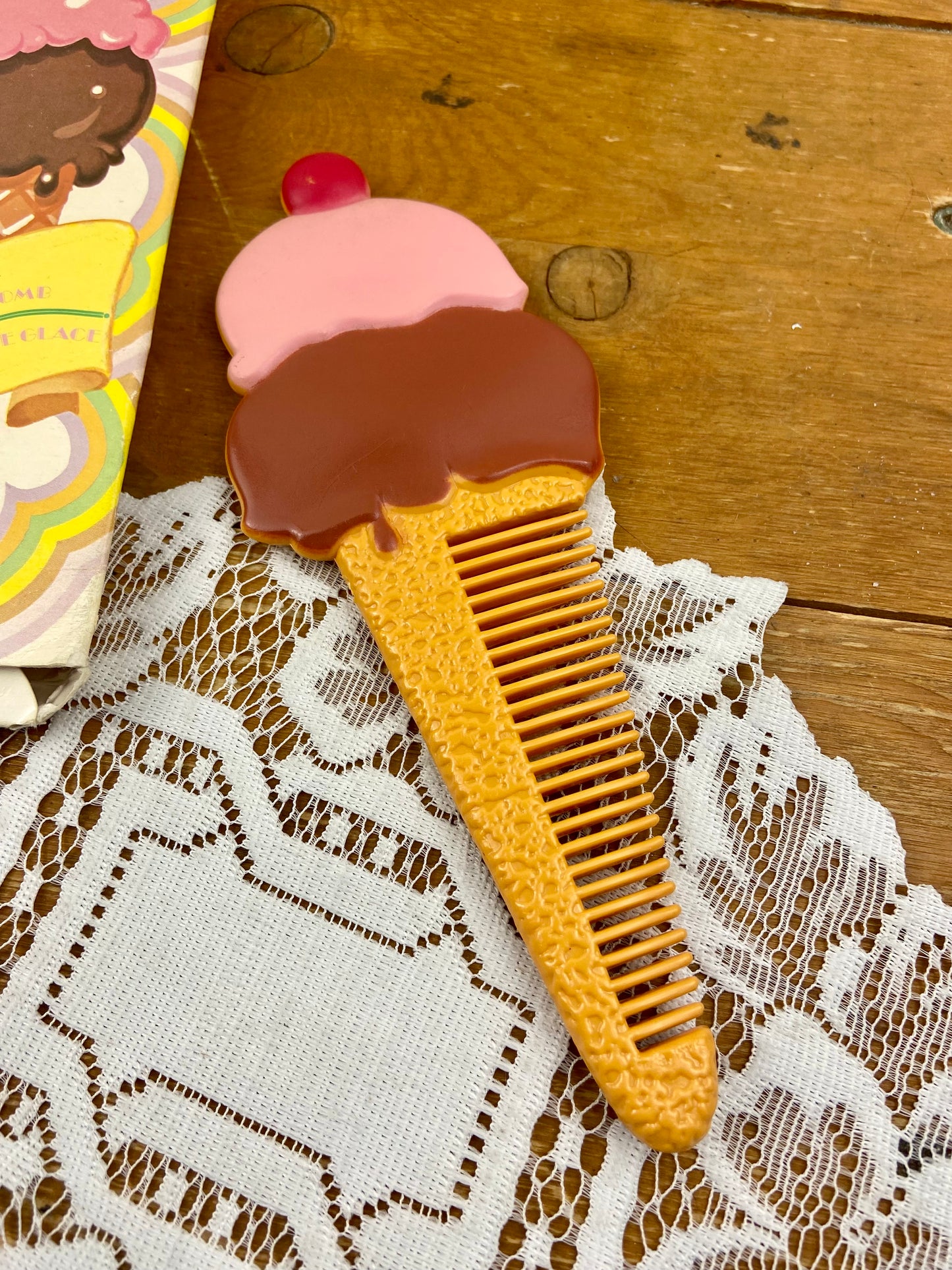 Vintage Avon | Hard Plastic Ice Cream Comb with Original Box