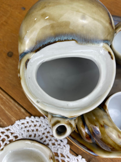 Ceramic Snail Shell Tea Set
