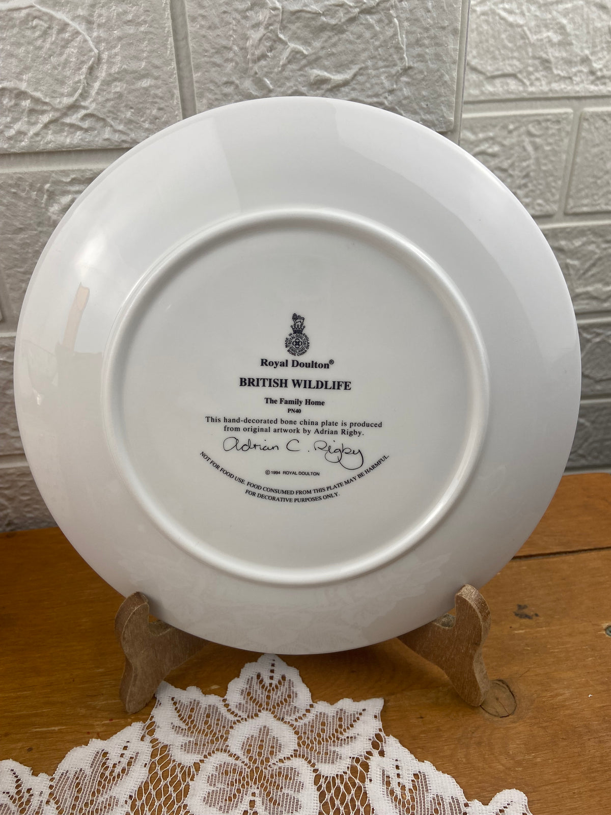 Royal Doulton British Wildlife Bone China Collector’s Plate | The Family Home by Adrian Rigby