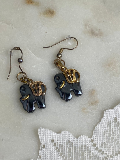 Black Hermatite Elephant Errings for Pierced Ears [Hooks]