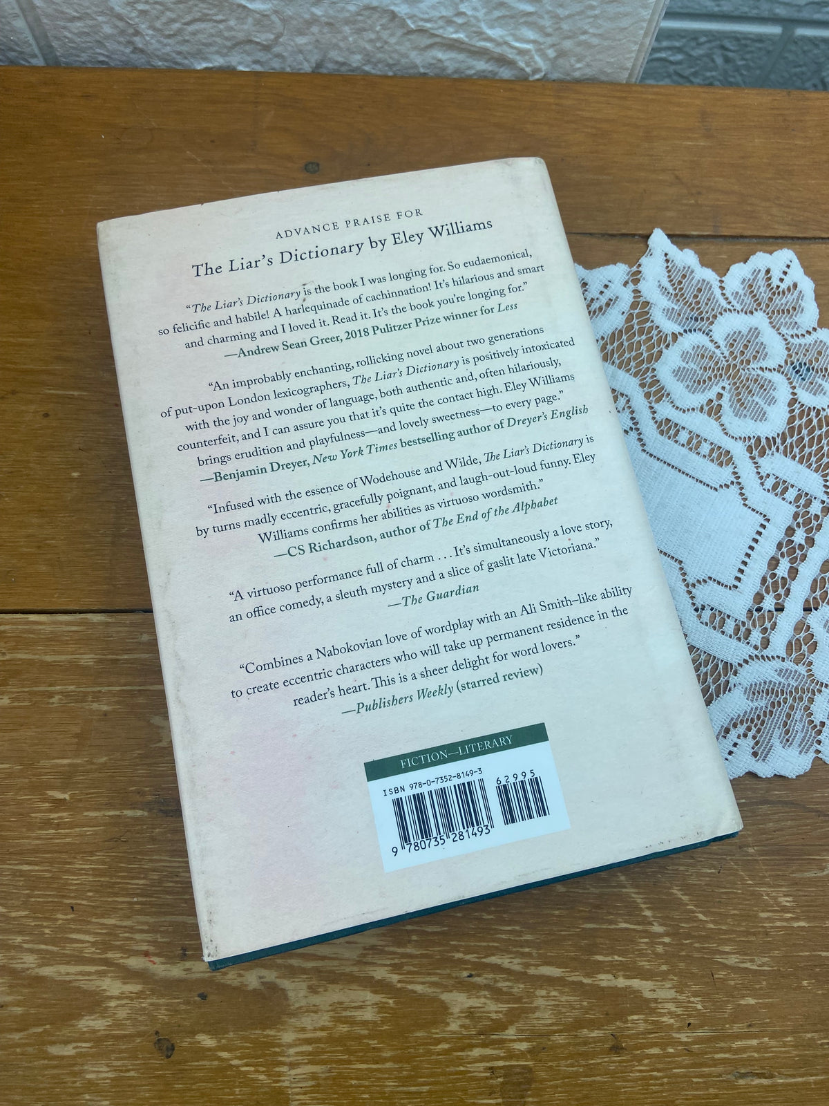 Book: Fiction / Historical Fiction | The Liar’s Dictionary: A Novel by Eley Williams [Hardcover]