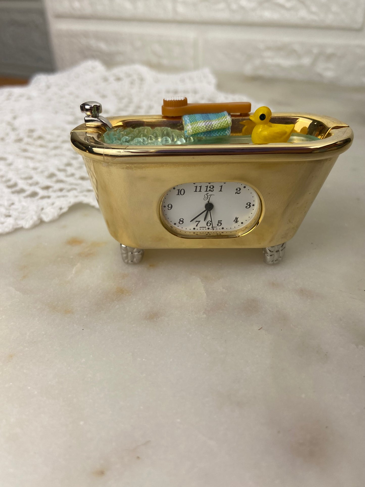 Bathtub Novelty Mini Clock by Seth Thomas