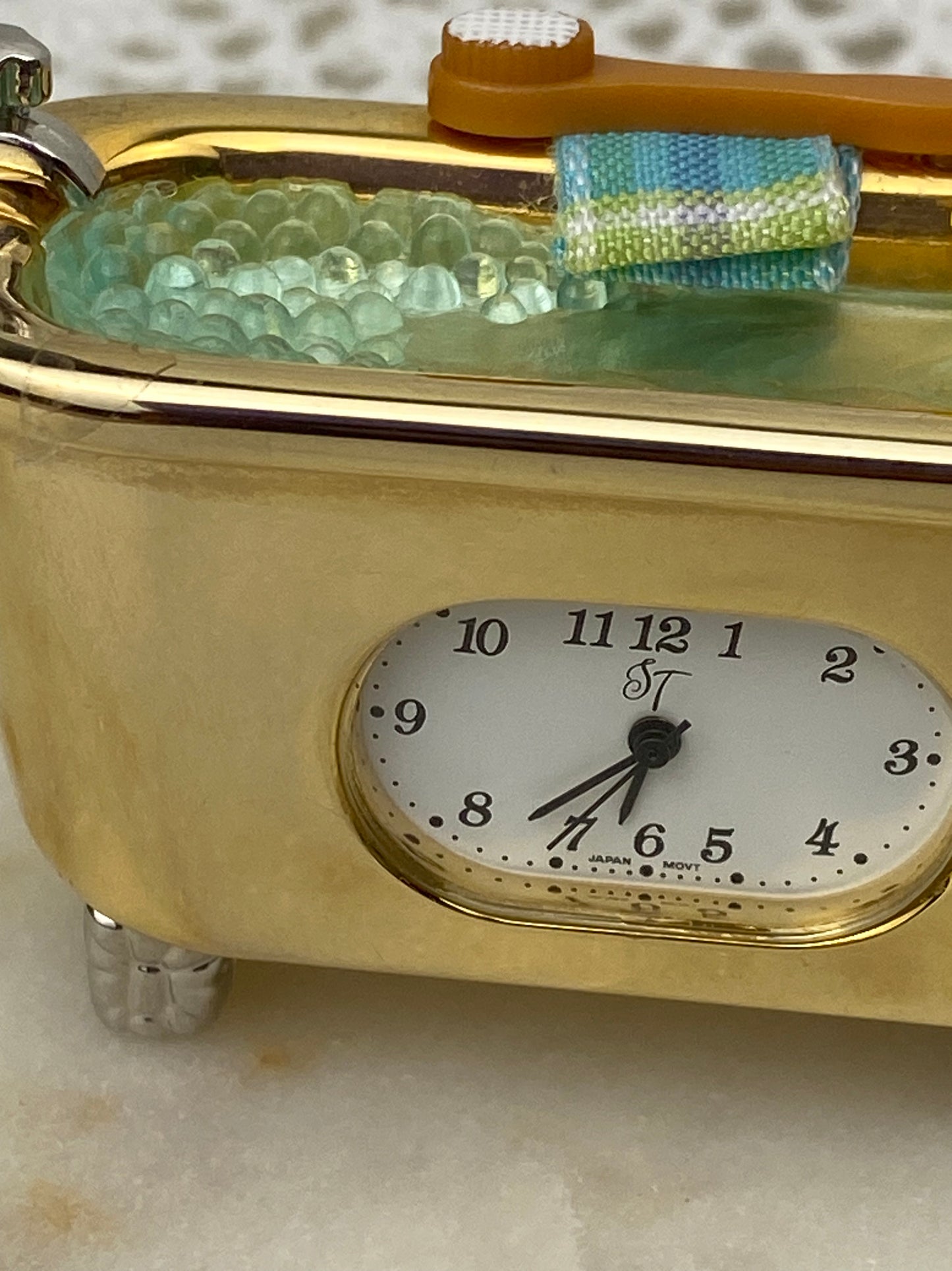 Bathtub Novelty Mini Clock by Seth Thomas