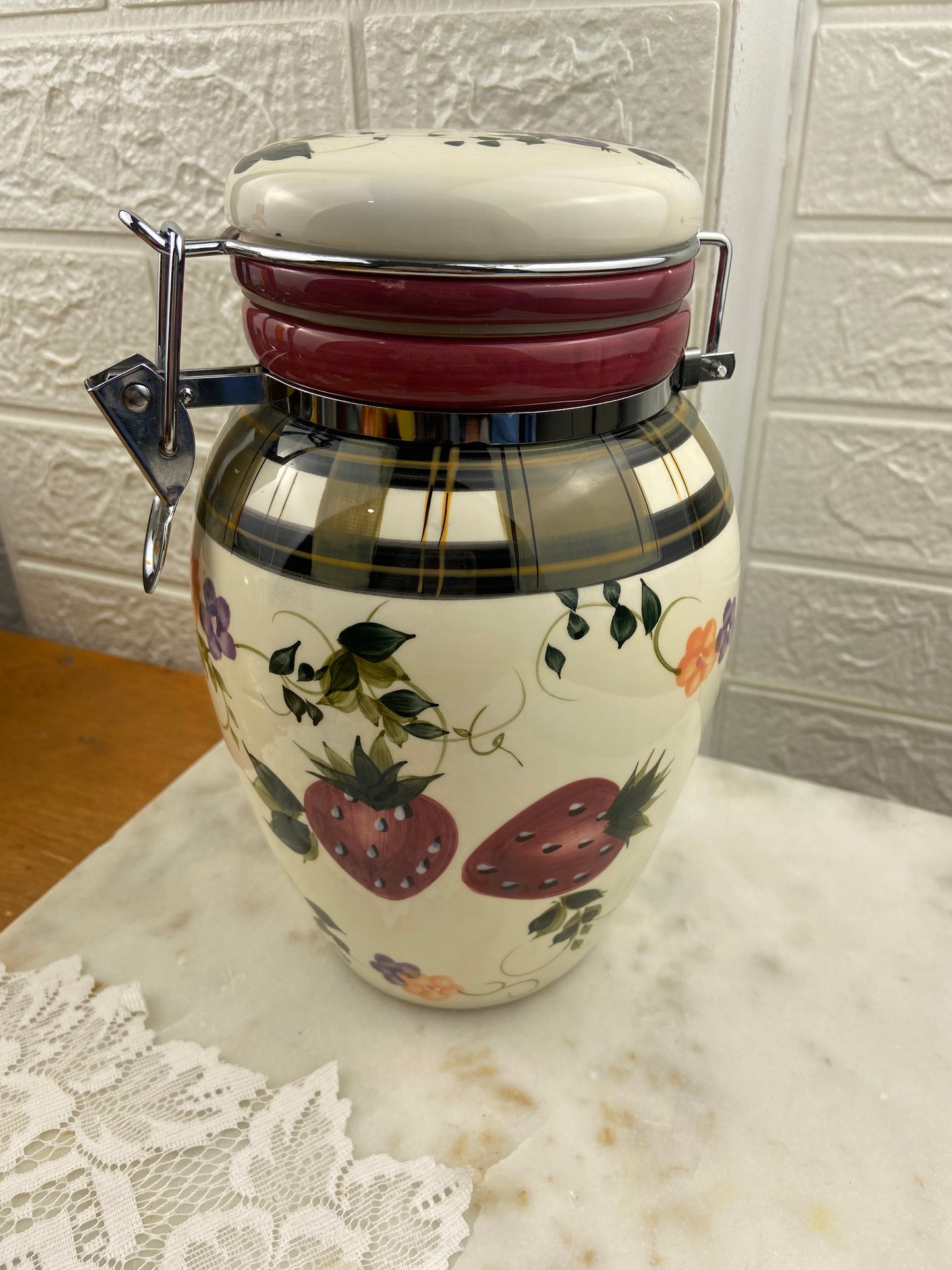 Oneida Hand Painted Ceramic Canister with Metal Closure | Strawberry Plaid Pattern