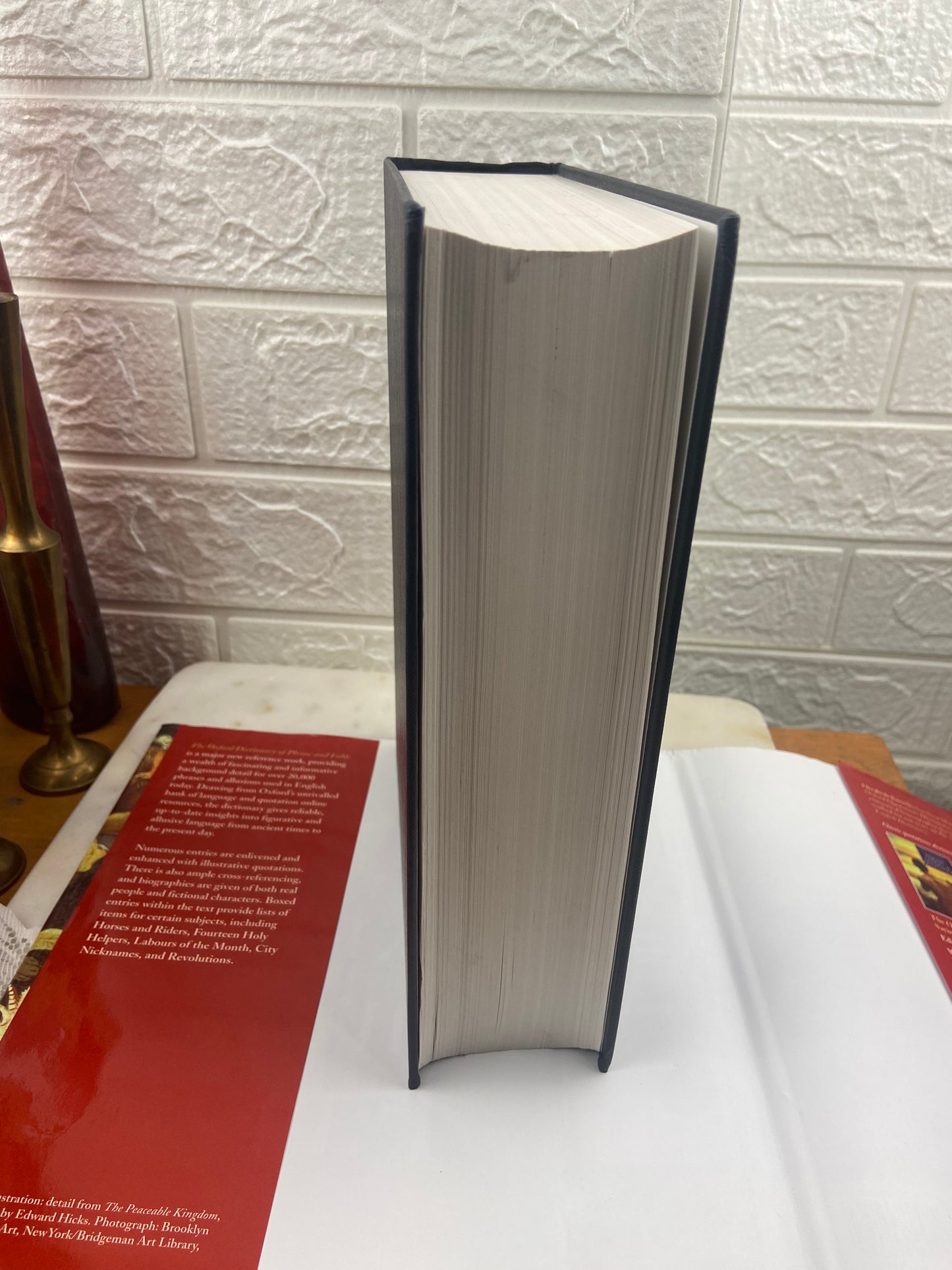 The Oxford Dictionary of Phrase and Fable | Edited by Elizabeth Knowles