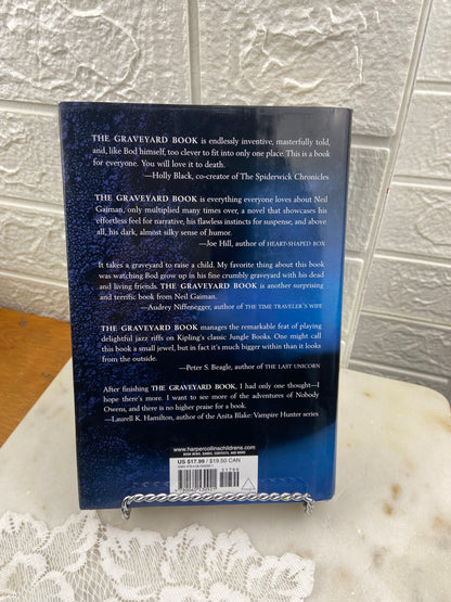 The Graveyard Book by Neil Gaiman [Hardcover]