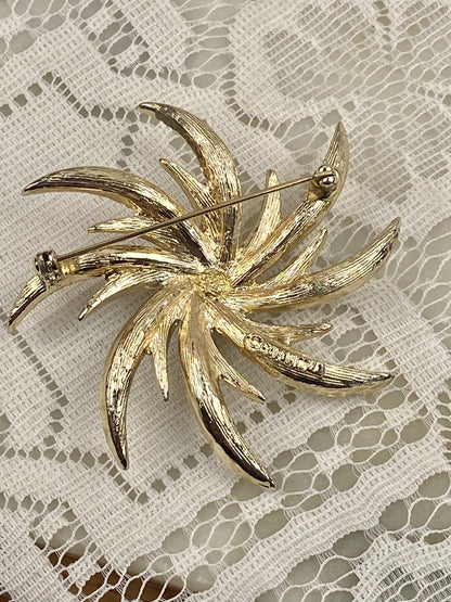 Sarah Coventry Designer Pinwheel Brooch