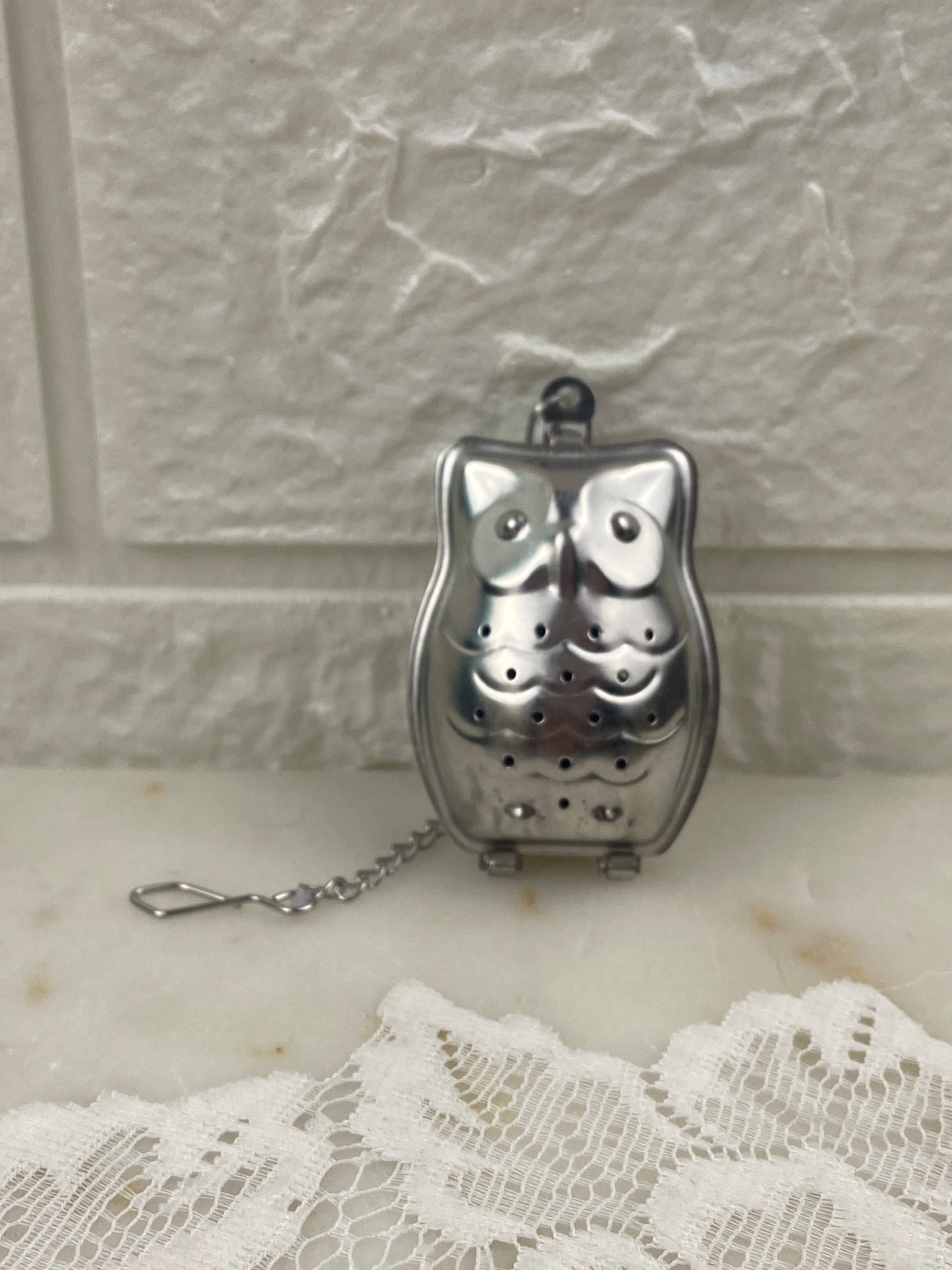 Metal Owl-Shaped Tea Dangle