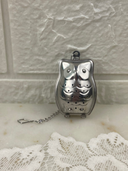 Metal Owl-Shaped Tea Dangle