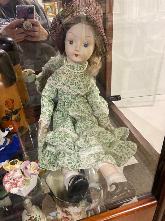 Porcelain Walda Doll 1970s/1980s