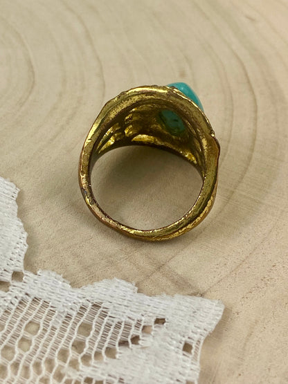 Gold-Tone Ring with Grey Rhinestones and Faux Turquoise [Size 7.25]