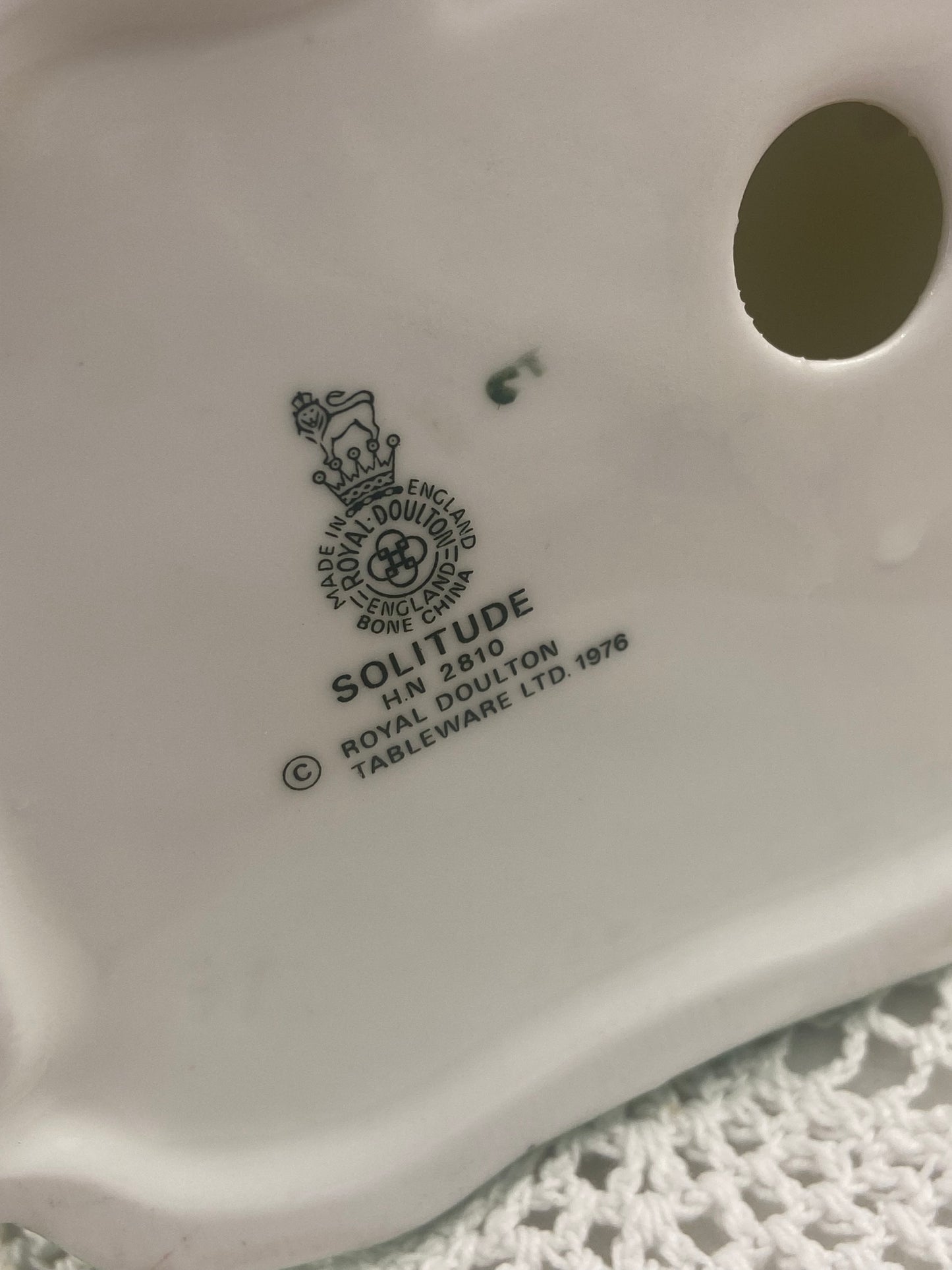 Porcelain Figurine ‘Solitude’ [HN 2810] by Royal Doulton