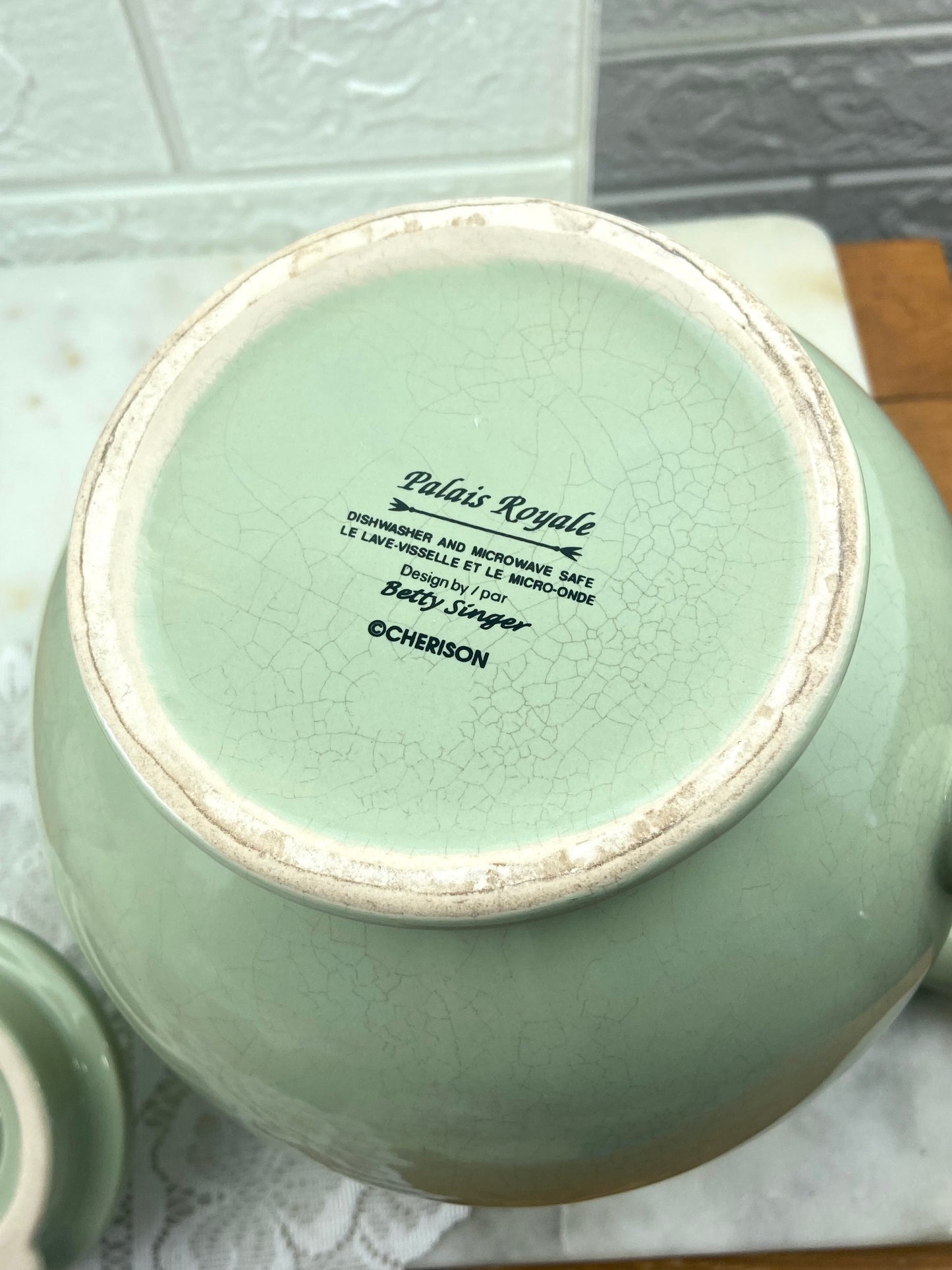 Sea foam Green Ceramic Teapot by Betty Singer | 64 oz