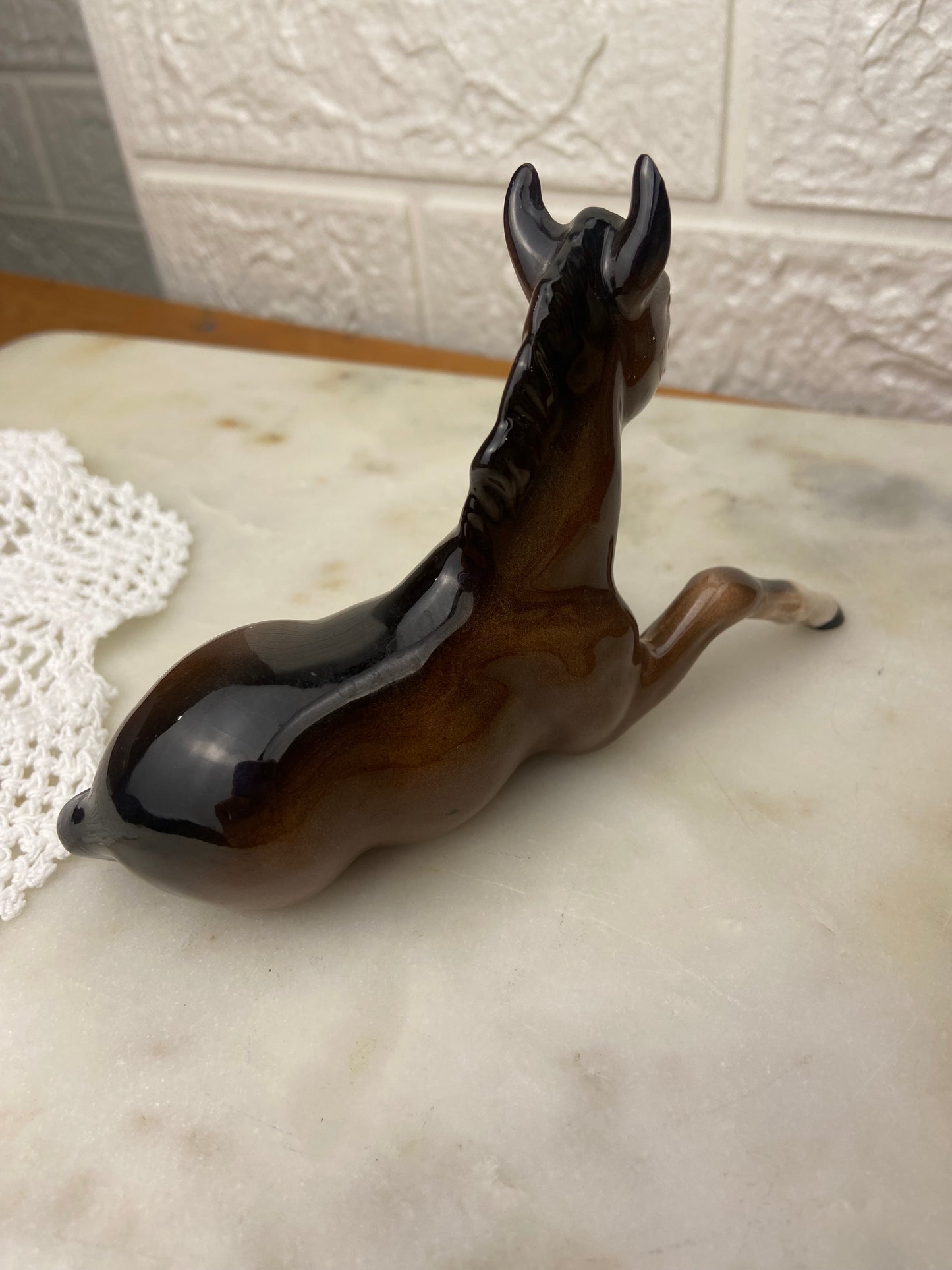 Porcelain ‘Foal Lying’ by Beswick