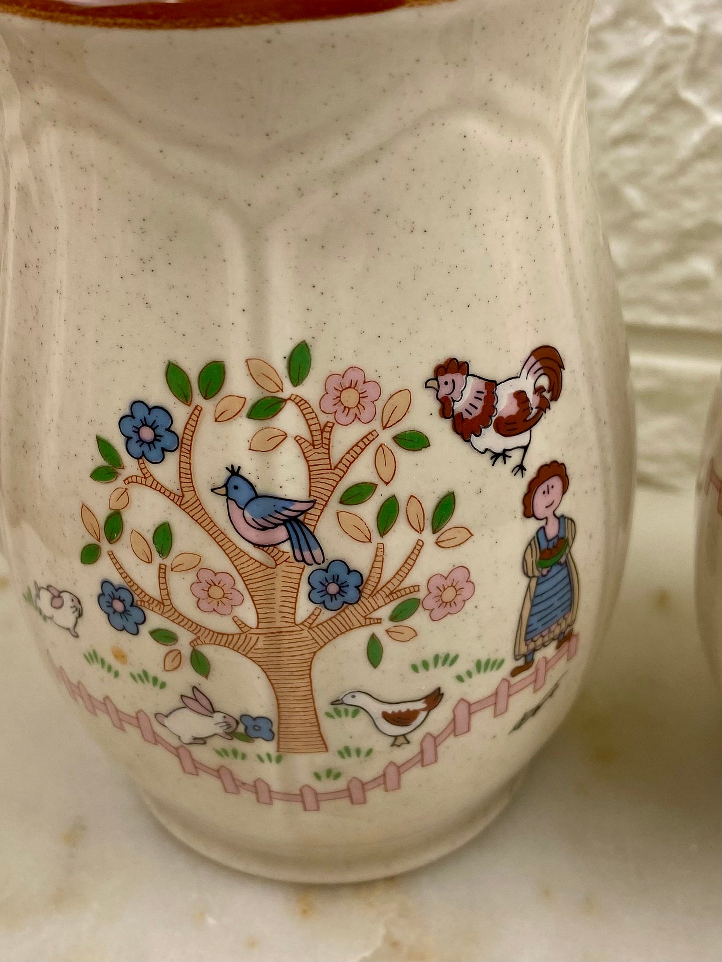 Pair of Jamestown Country Home Collection Salt & Pepper Shakers