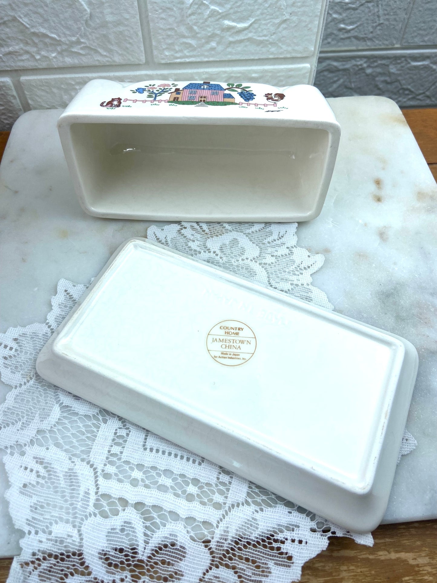 Jamestown Country Home Ceramic Butter Dish