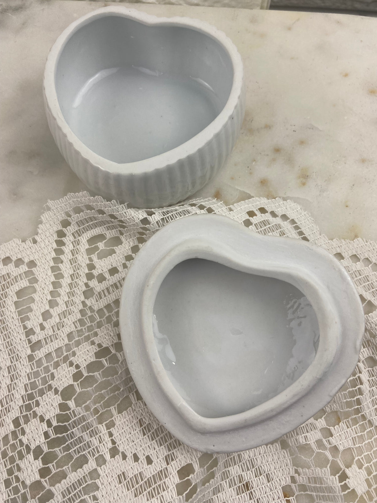 Ceramic Heart-Shaped Trinket Box with Kissing Love Birds and Sculpted White and Blue Roses