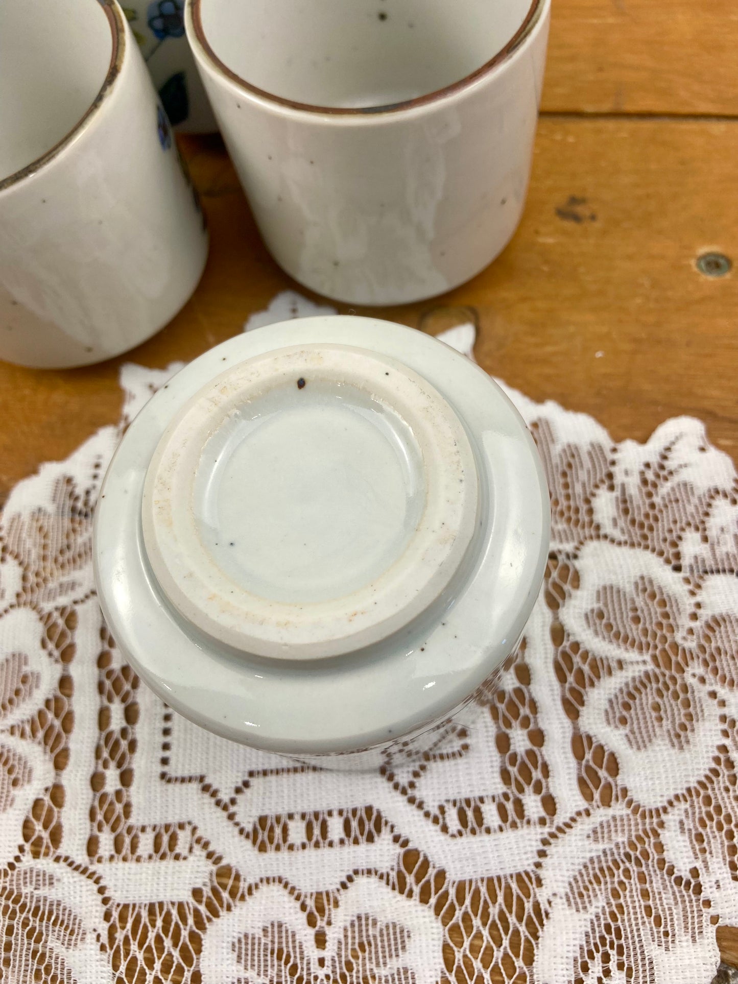 Set of 4 Handleless Stoneware Coffee Mugs | Sunflower Floral Design