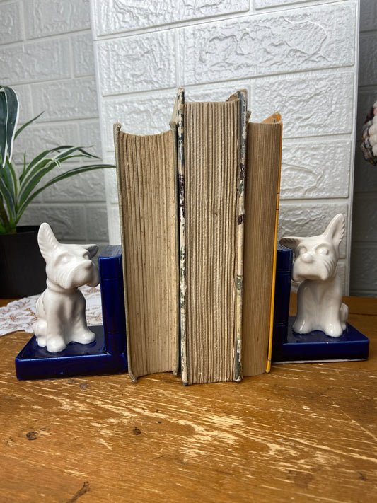 Pair of Porcelain Scottish Terrier Bookends | Weighted