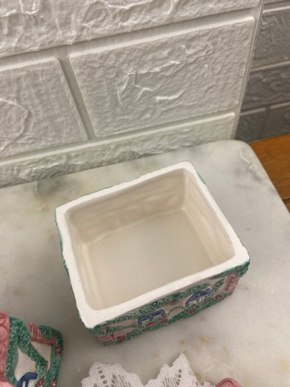 Vintage Avon | Country Cottage Sugar and Creamer Set